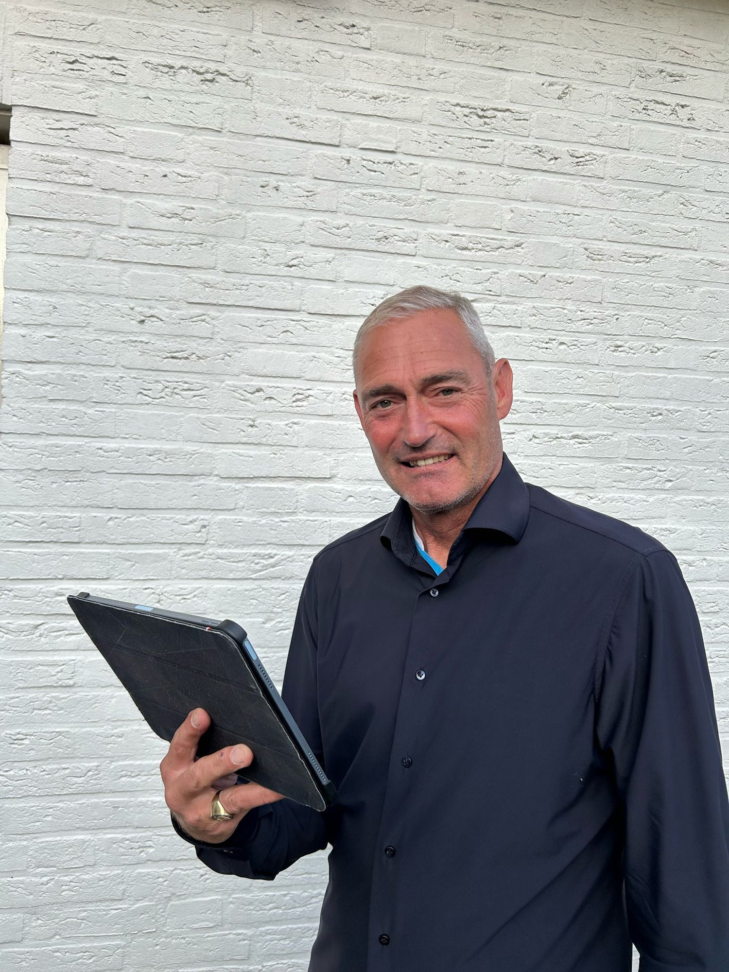 pjotr-met-laptop-onbewerkt